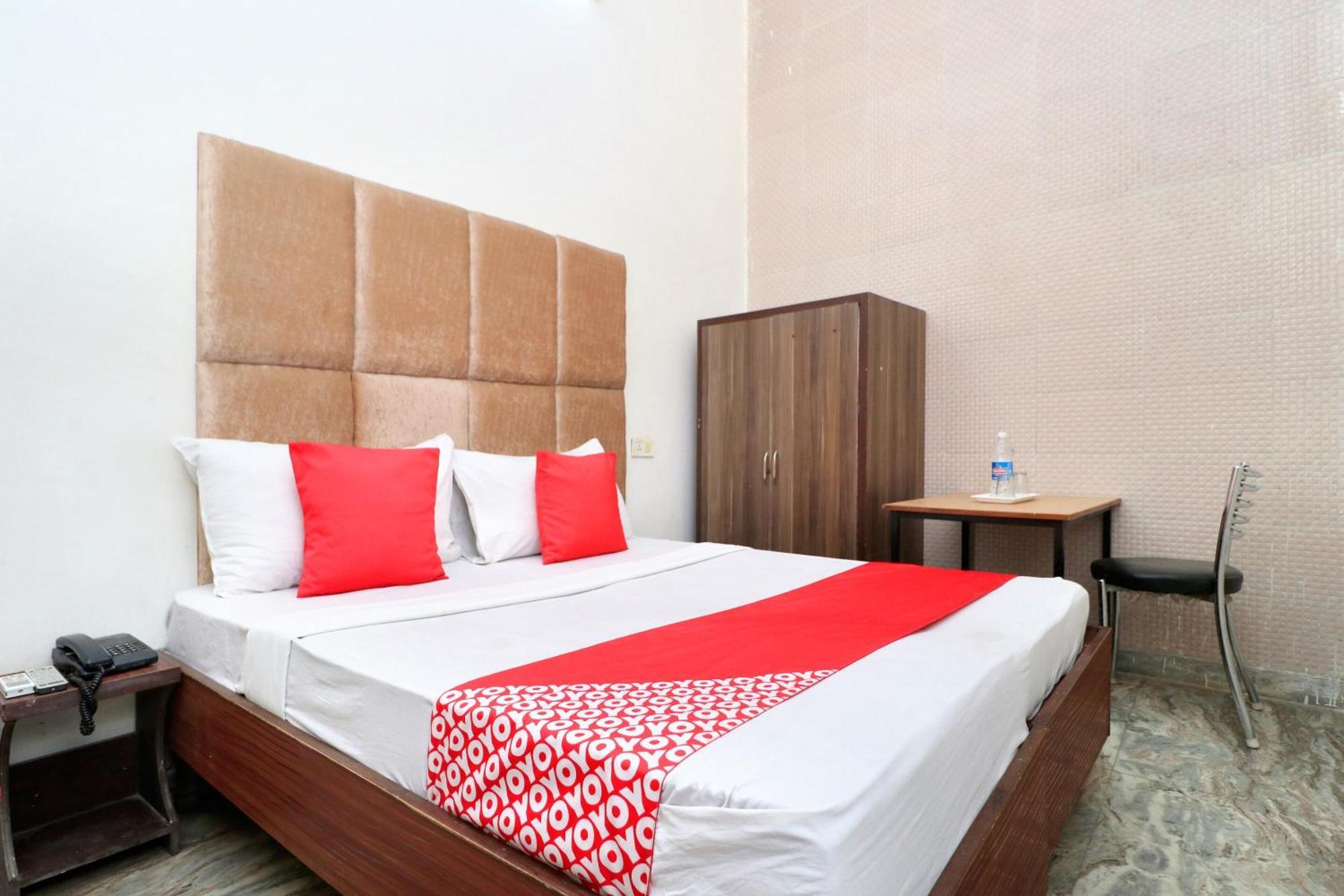 Hotel O Rr Villa Чандигарх Экстерьер фото